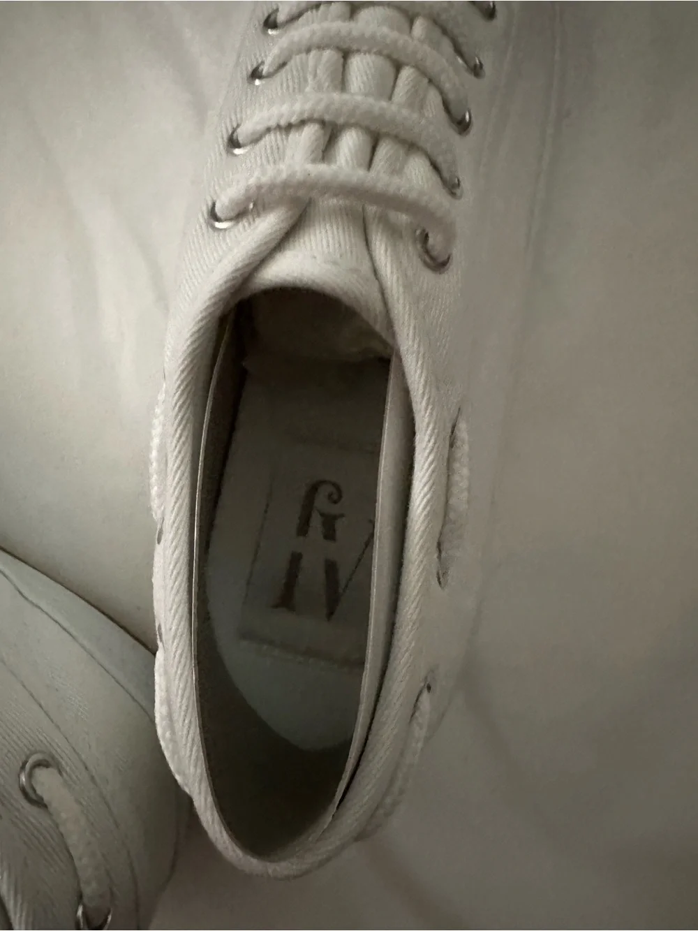 AJ Valenci Women’s Chunky Platform Lace-Up Sneakers Size 7.5 White Casual Shoes